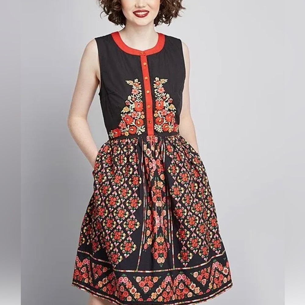 Modcloth embroidered black and bright floral dress size Xl